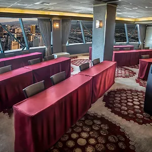 The Strat Hotel, Casino & Tower Feriested
